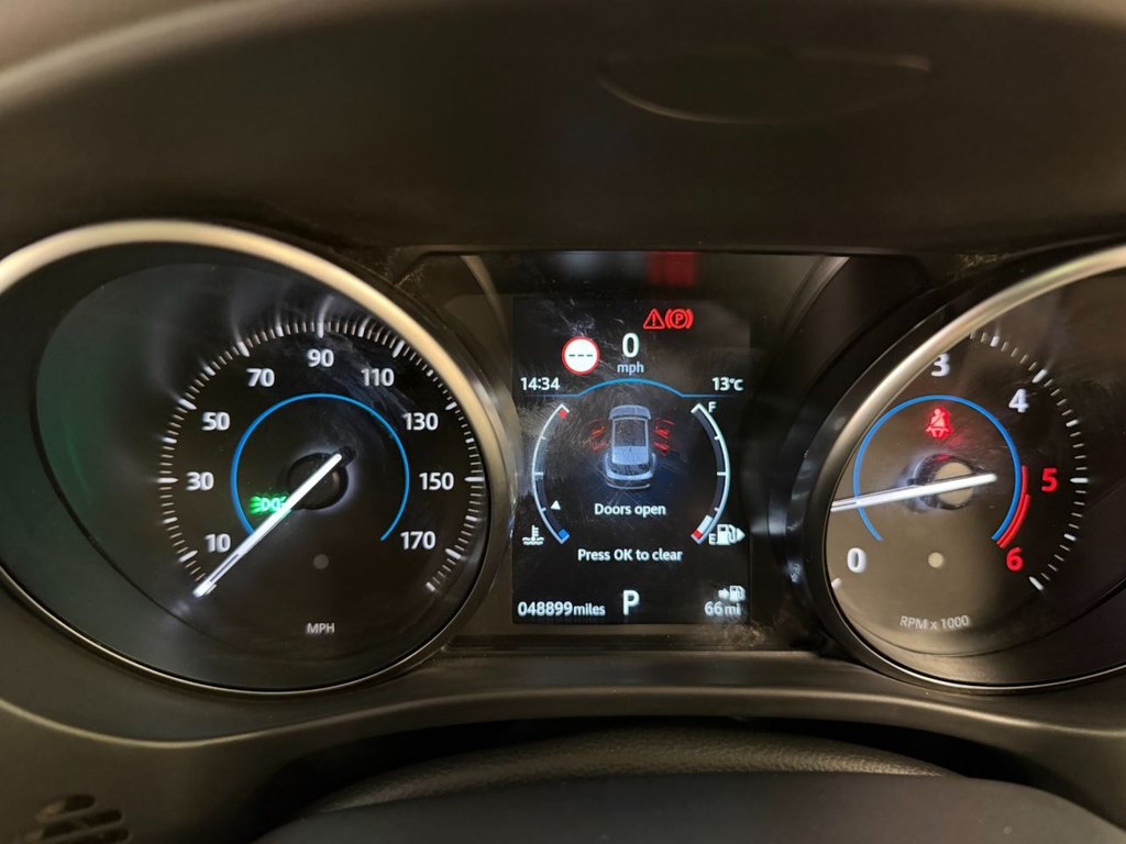 Used Jaguar F-Pace 2019 for sale - 77952399: Photo 19