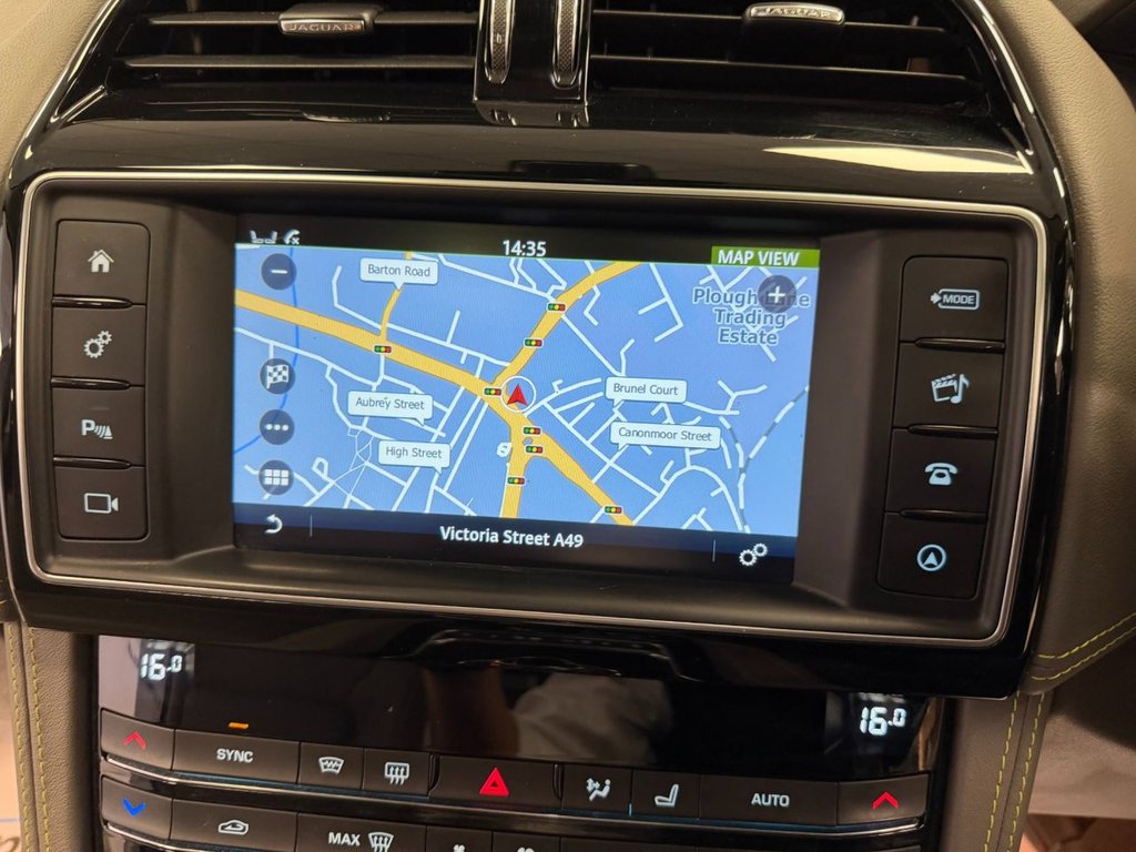 Used Jaguar F-Pace 2019 for sale - 77952399: Photo 22