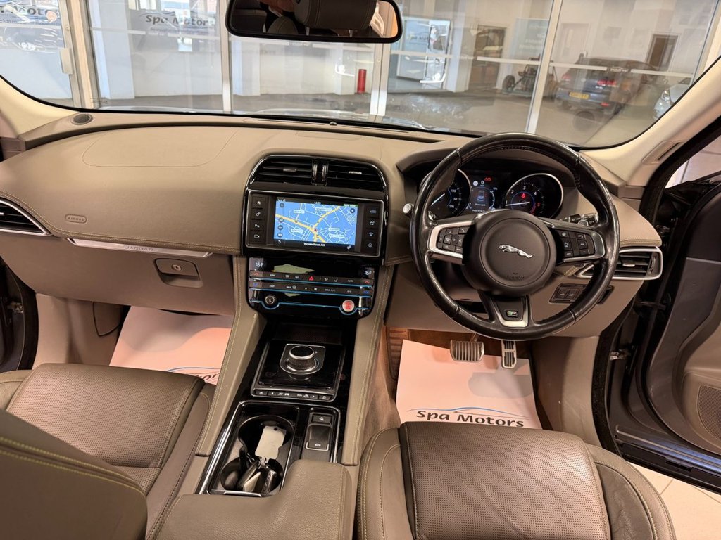 Used Jaguar F-Pace 2019 for sale - 77952399: Photo 29