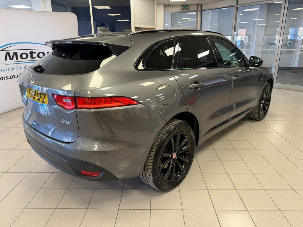 Used Jaguar F-Pace 2019 for sale - 77952399: Photo 8