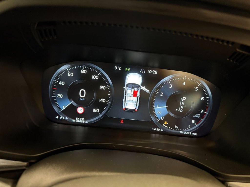 Used Volvo XC60 2018 for sale - 77805874: Photo 14