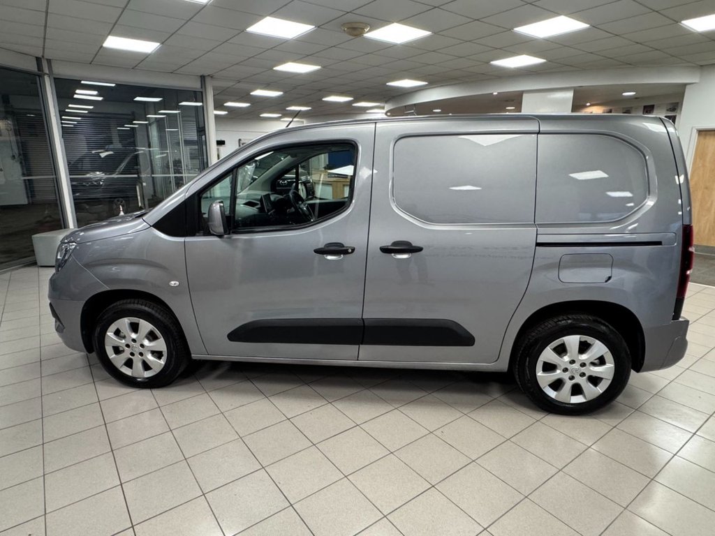 Used Vauxhall Combo 2021 for sale - 76481834: Photo 4