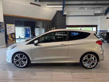 Used Ford Fiesta 2018 for sale - 79675696: Photo