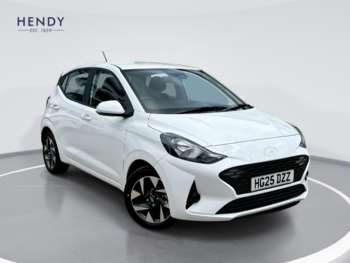 2025 (25) - 63 NAV Advance 5-Door
