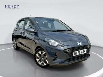 2025 (25) - 63 NAV Advance 5-Door