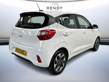 Used Hyundai i10 2025 for sale - 79200332: Photo