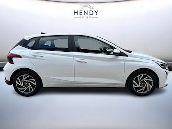 Used Hyundai i20 2025 for sale - 79200402: Photo