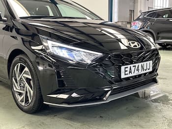 Used Hyundai i20 2025 for sale - 79668775: Photo