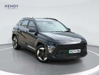2025 (74) - 65KWH Advance 5-Door