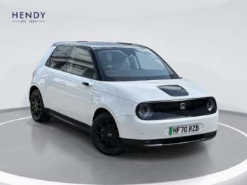 2020 (70) - 36KWH Advance 5-Door