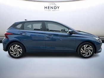 Used Hyundai i20 2025 for sale - 79200395: Photo