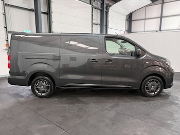 Used Vauxhall Vivaro 2026 for sale - 78828498: Photo