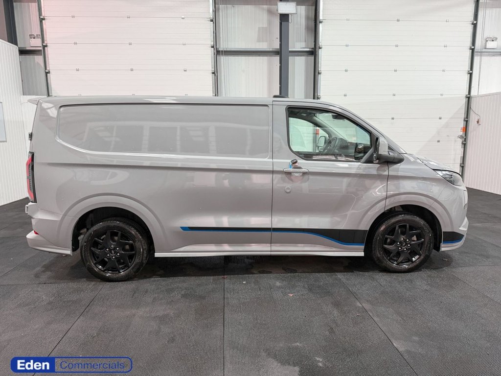 Used Ford Transit Custom 2024 for sale - 77470615: Photo 2