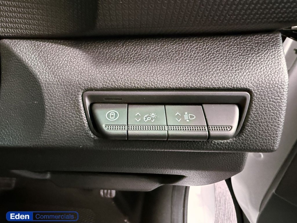 Used Nissan Primastar 2026 for sale - 78167114: Photo 27