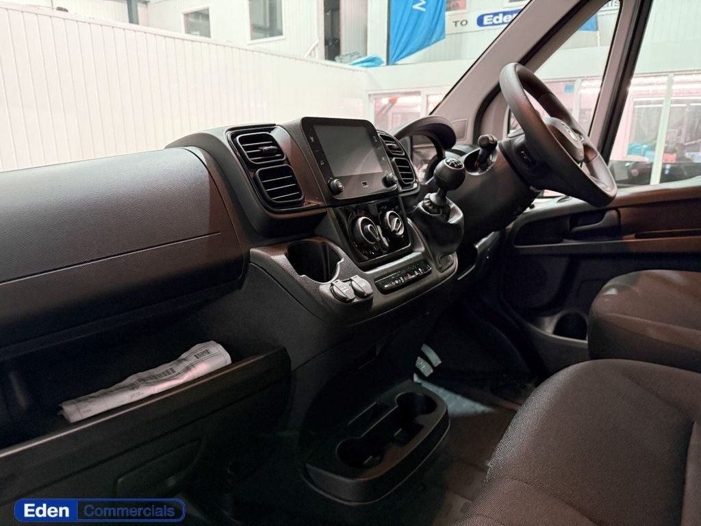 Used Vauxhall Movano 2026 for sale - 77546688: Photo 2