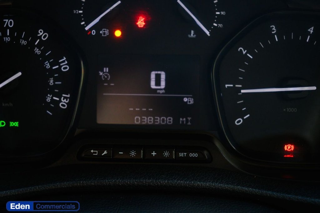 Used Citroen Dispatch 2023 for sale - 76909732: Photo 18