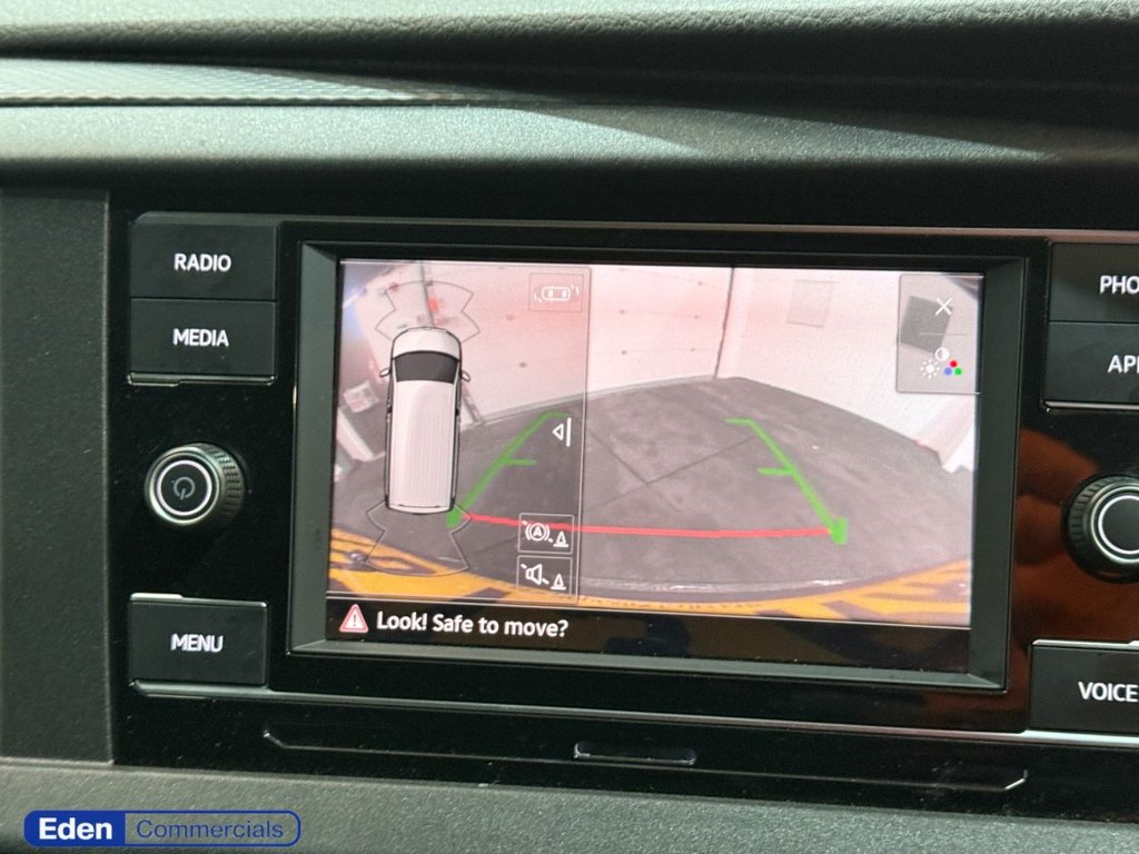 Used Volkswagen Transporter 2023 for sale - 77498523: Photo 27