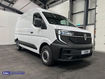 Renault Master feature image