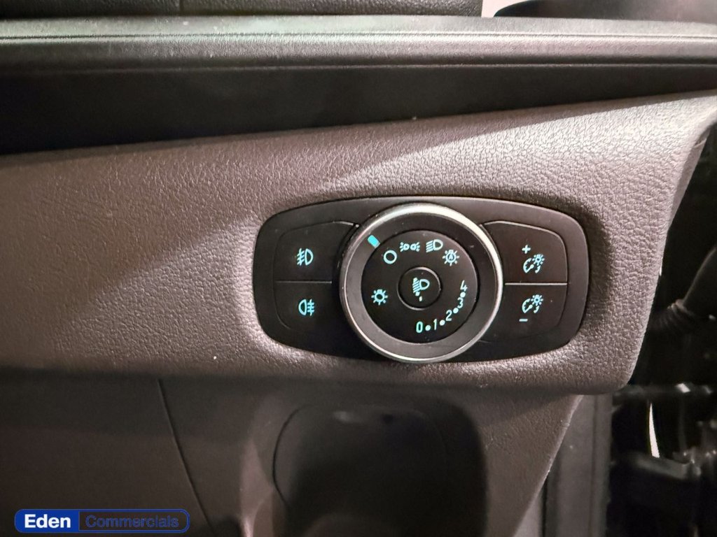 Used Ford Transit Custom 2023 for sale - 77383636: Photo 17