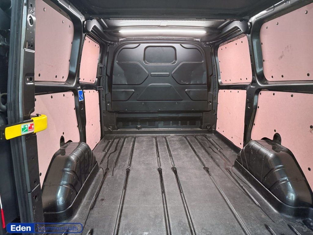 Used Ford Transit Custom 2023 for sale - 77383636: Photo 4