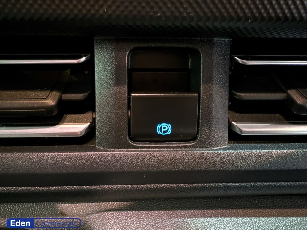 Used Ford Transit Custom 2024 for sale - 77764935: Photo 16