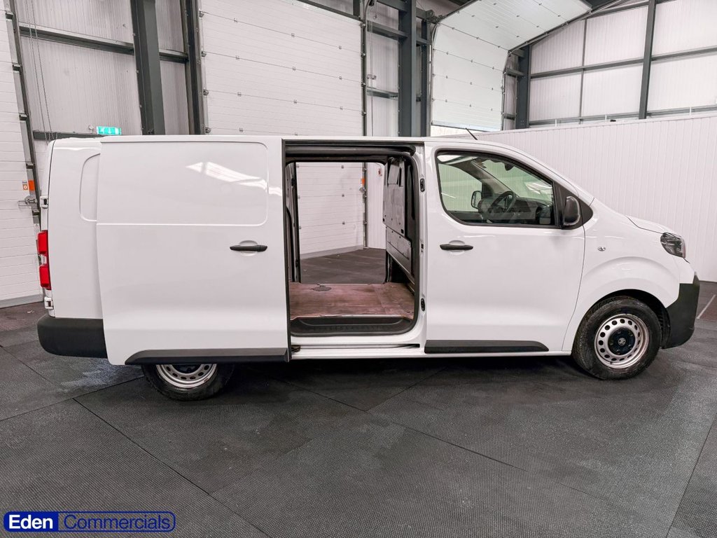 Used Vauxhall Vivaro 2024 for sale - 77642838: Photo 11