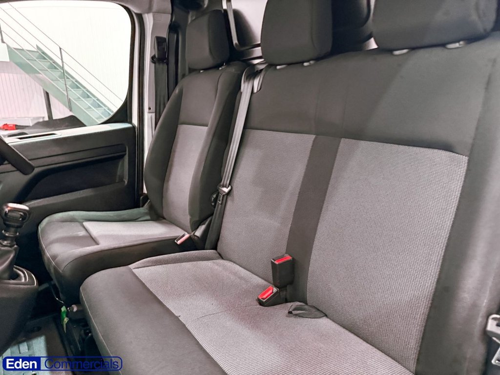 Used Vauxhall Vivaro 2024 for sale - 77642838: Photo 13