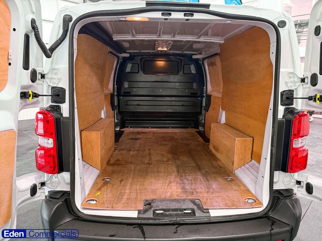 Used Vauxhall Vivaro 2024 for sale - 77642838: Photo 4
