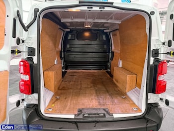 Used Vauxhall Vivaro 2024 for sale - 77642838: Photo