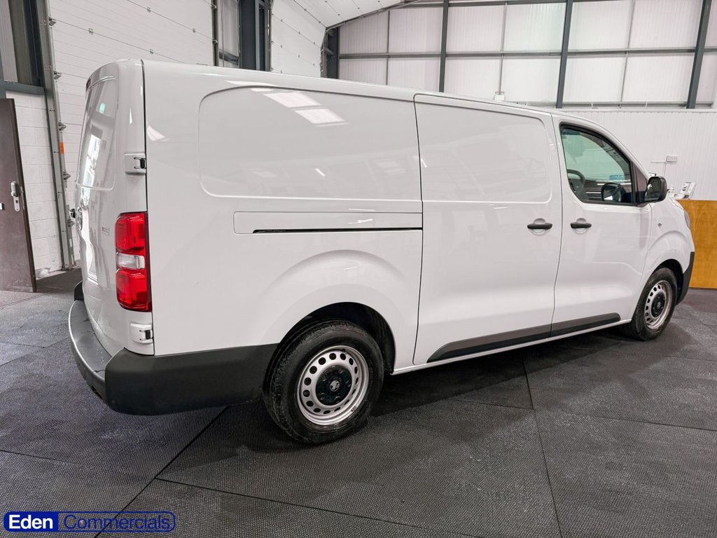 Used Vauxhall Vivaro 2024 for sale - 77642838: Photo 5