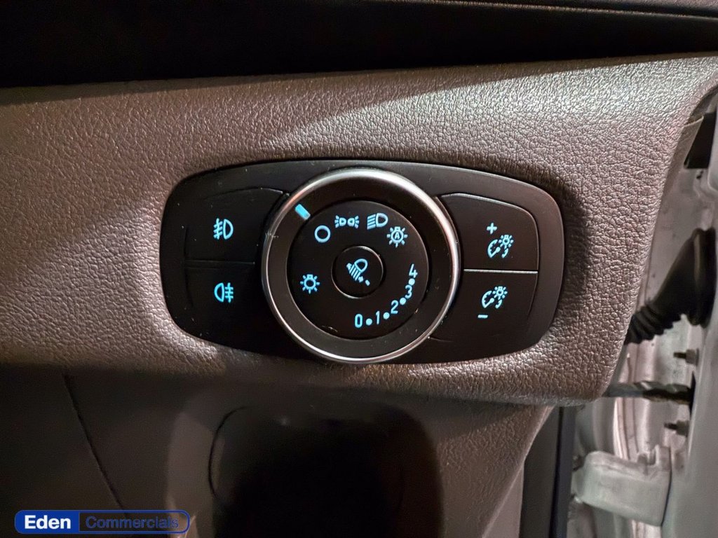 Used Ford Transit Custom 2018 for sale - 77313280: Photo 18