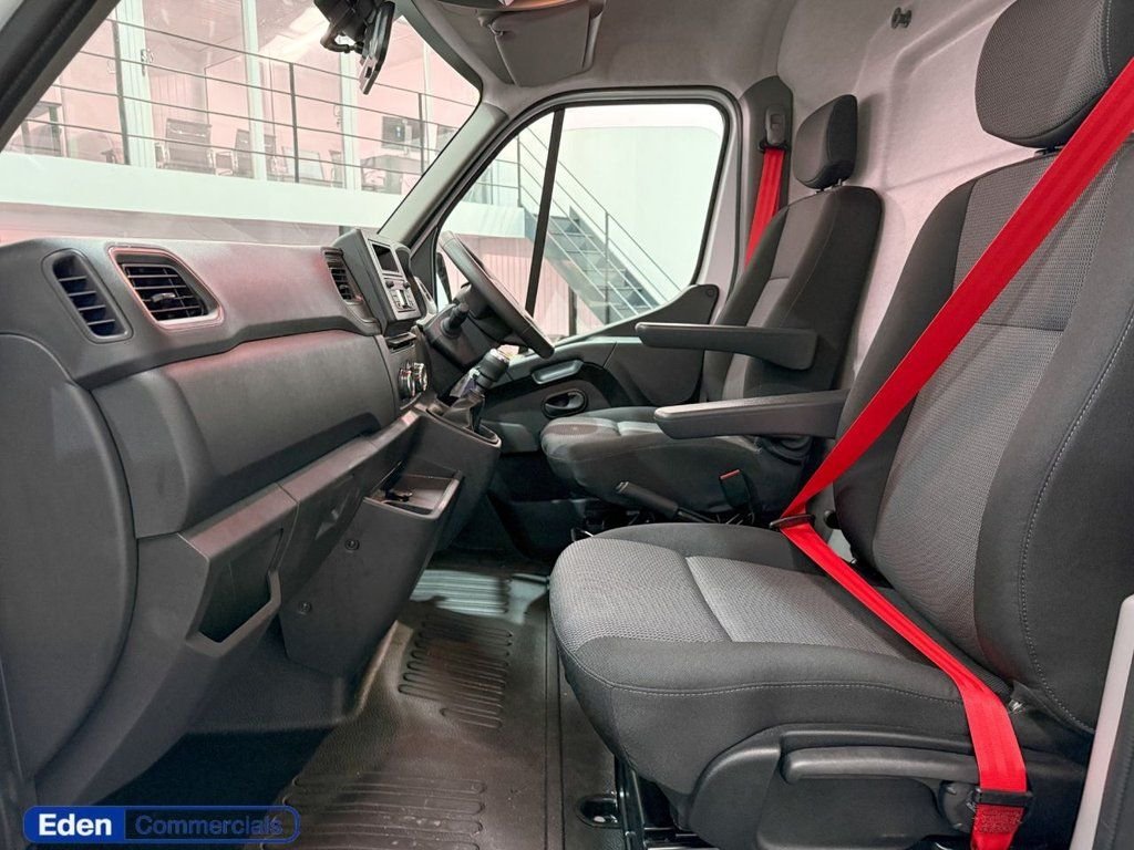 Used Renault Master 2026 for sale - 77806508: Photo 18