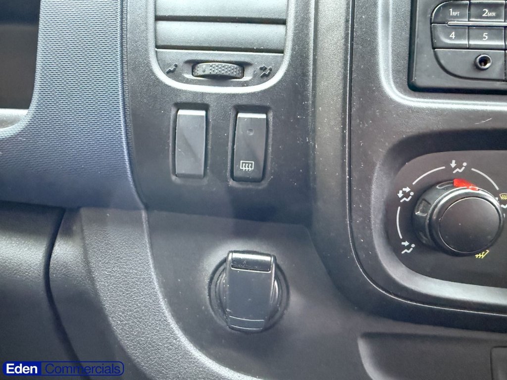 Used Vauxhall Vivaro 2019 for sale - 76618011: Photo 12