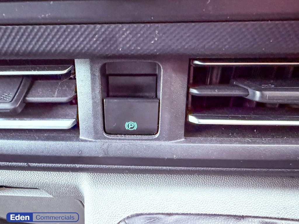 Used Ford Transit Custom 2024 for sale - 76740082: Photo 20