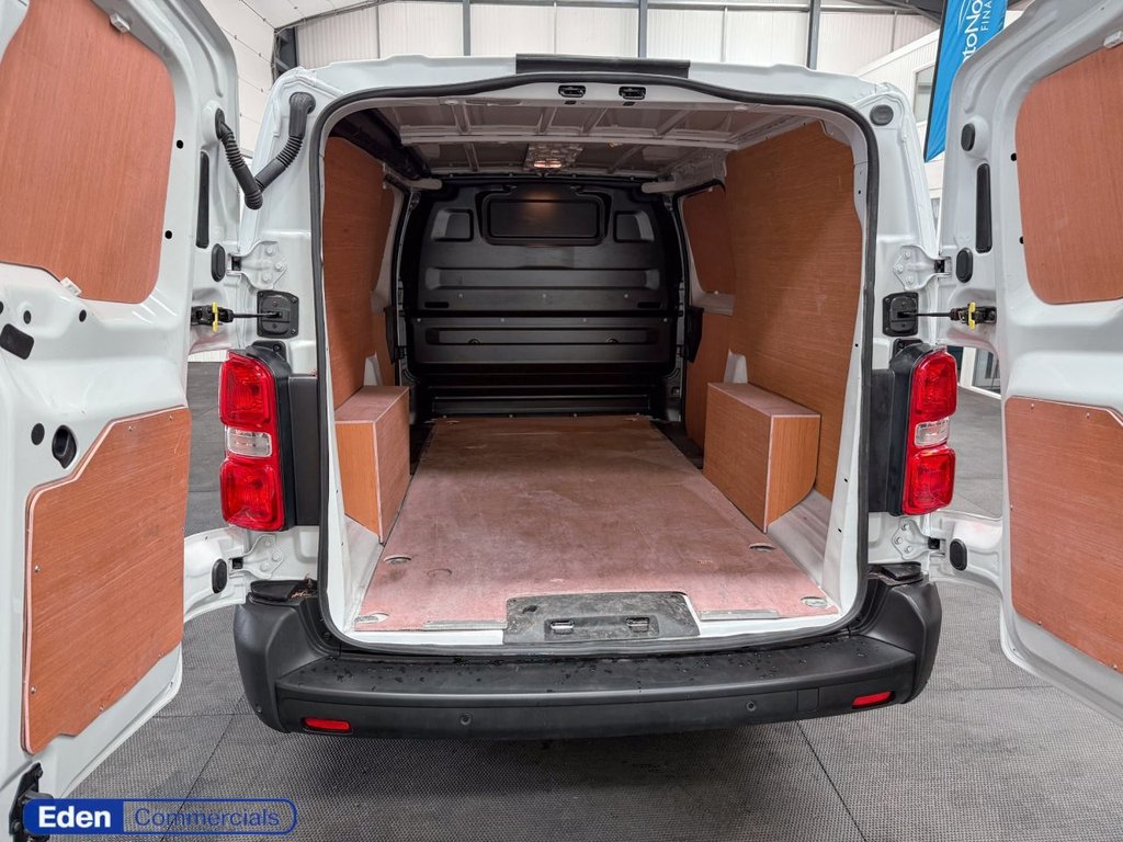 Used Vauxhall Vivaro 2024 for sale - 76797664: Photo 5