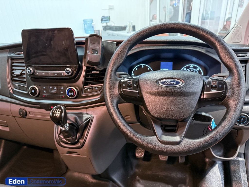 Used Ford Transit Custom 2022 for sale - 76642388: Photo 17