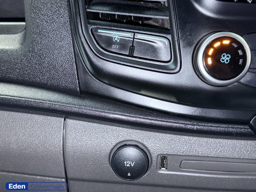 Used Ford Transit Custom 2022 for sale - 76642388: Photo 25