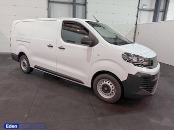 Vauxhall Vivaro feature image