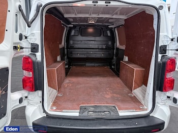 Used Vauxhall Vivaro 2021 for sale - 76105415: Photo