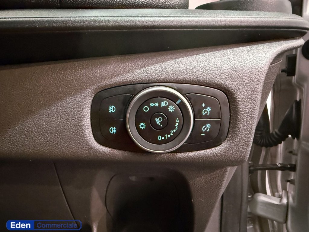 Used Ford Transit Custom 2022 for sale - 77383596: Photo 17