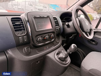 Used Vauxhall Vivaro 2015 for sale - 76173376: Photo 3