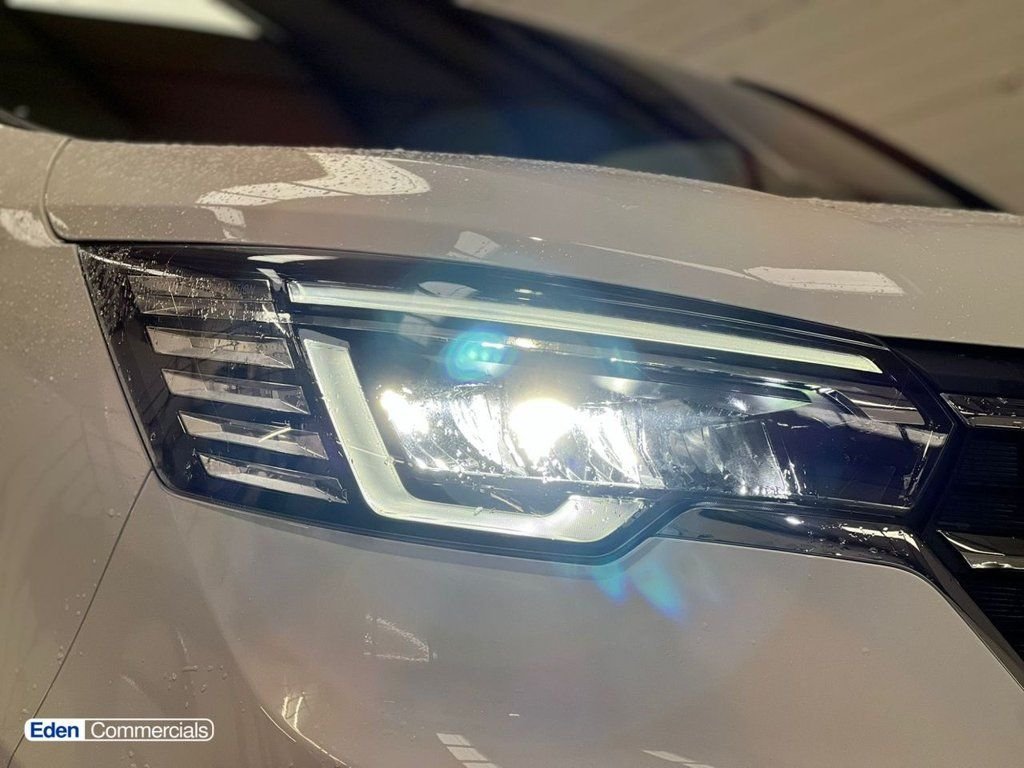 Used Renault Trafic 2025 for sale - 76841690: Photo 11