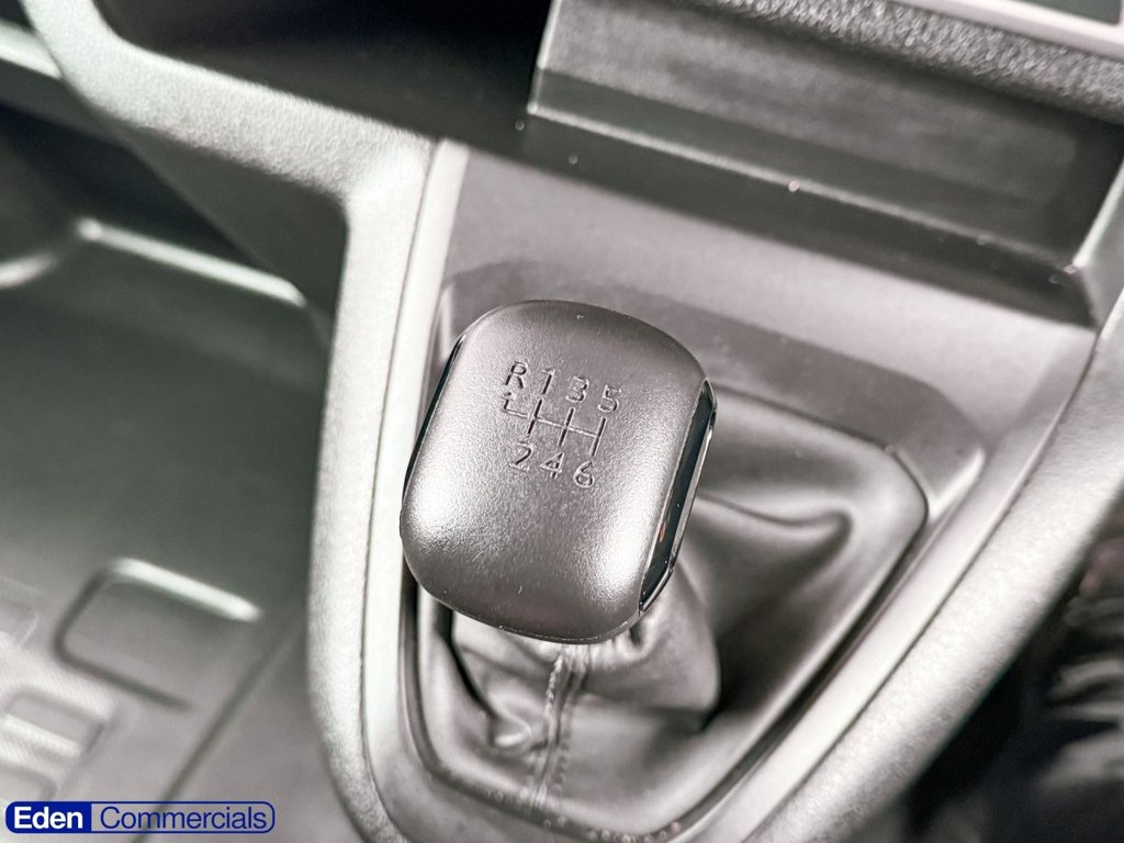 Used Vauxhall Vivaro 2024 for sale - 77643027: Photo 26