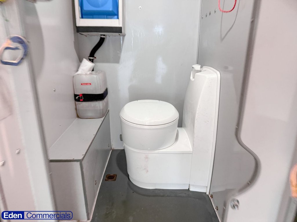 Used Ford Transit 2020 for sale - 76623381: Photo 6