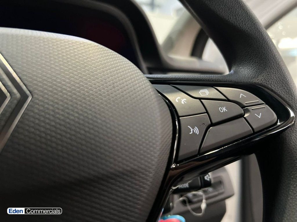 Used Renault Trafic 2025 for sale - 76841689: Photo 22