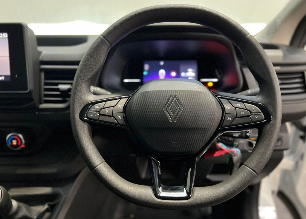 Used Renault Trafic 2025 for sale - 76841689: Photo 34