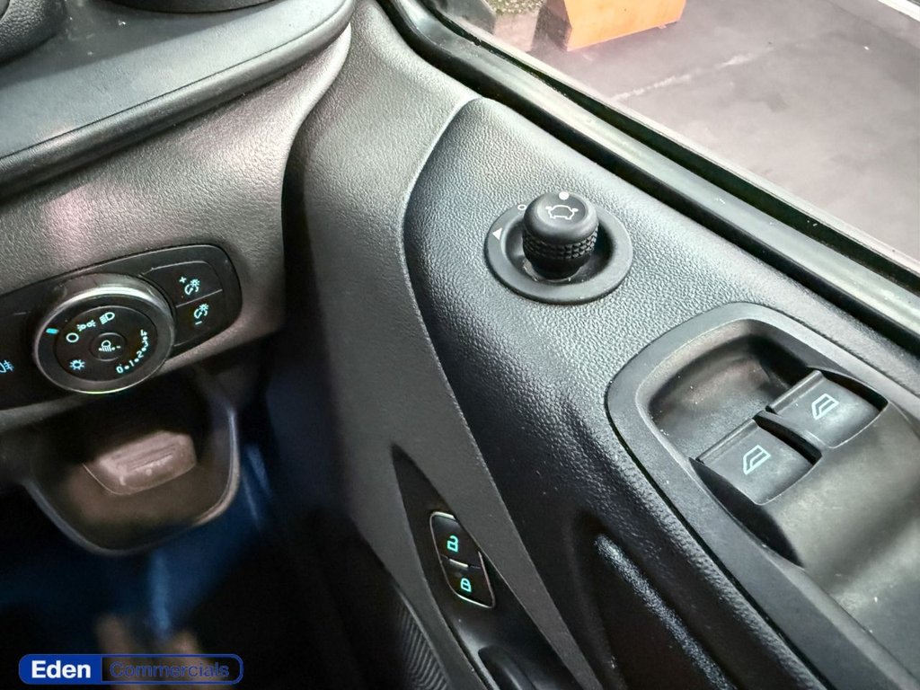 Used Ford Transit Custom 2022 for sale - 76105461: Photo 17