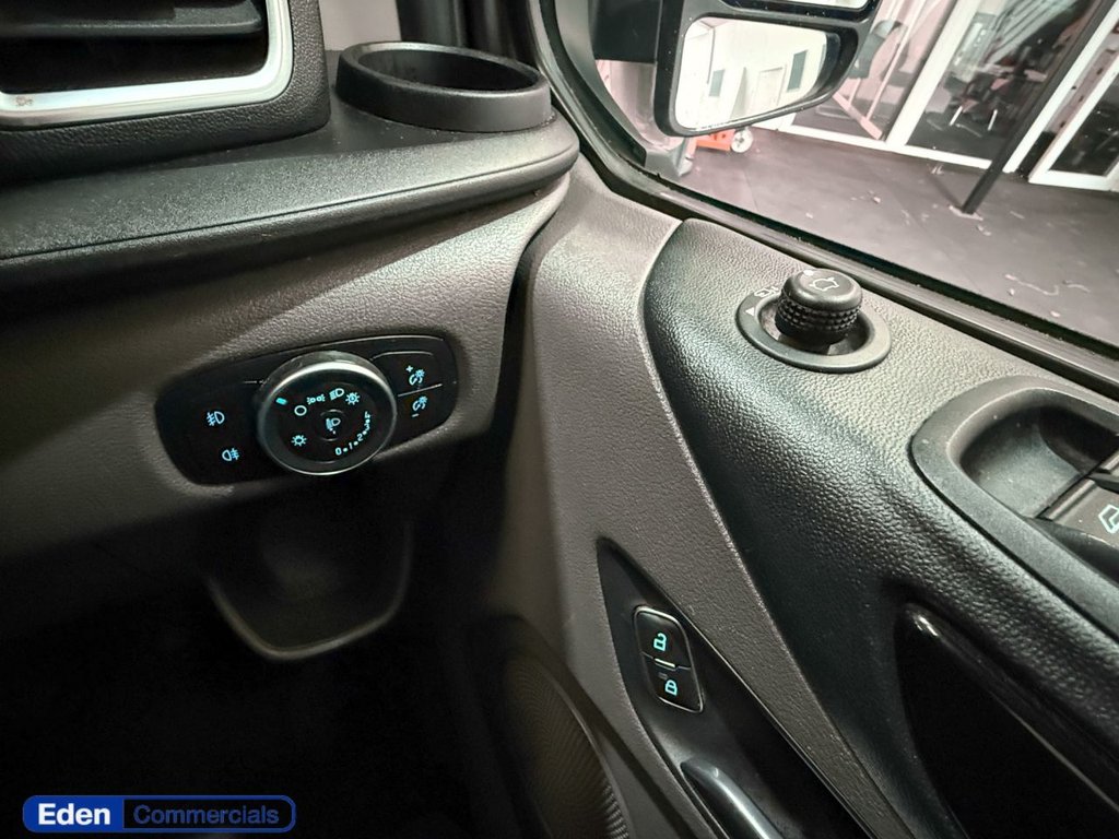 Used Ford Transit Custom 2022 for sale - 77608604: Photo 27