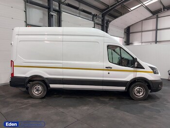 Used Ford Transit 2021 for sale - 77227000: Photo
