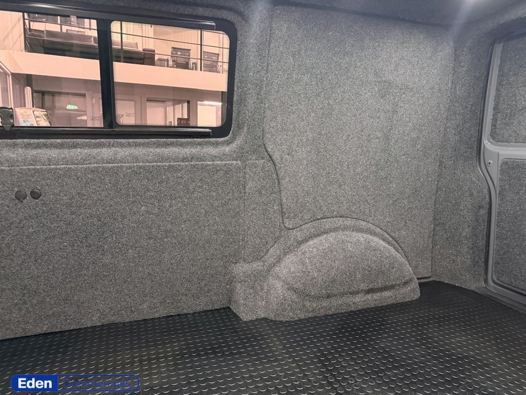 Used Volkswagen Transporter 2022 for sale - 76654882: Photo 16